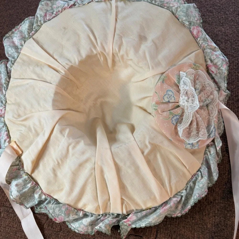 N/A ribbon trim whimsical
